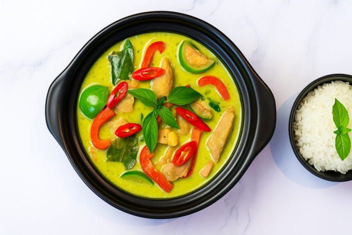 Linguine au poulet & curry vert.